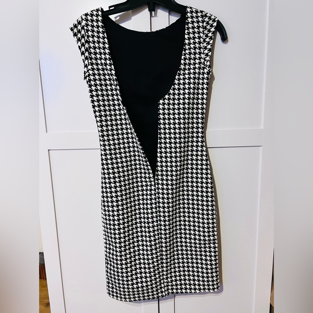 Zara Black and White Houndstooth Mini Dress - Picture 4 of 6